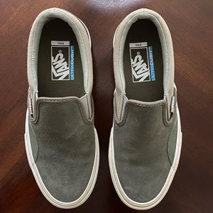 Vans Slip On (womens 8 / mens 6.5)